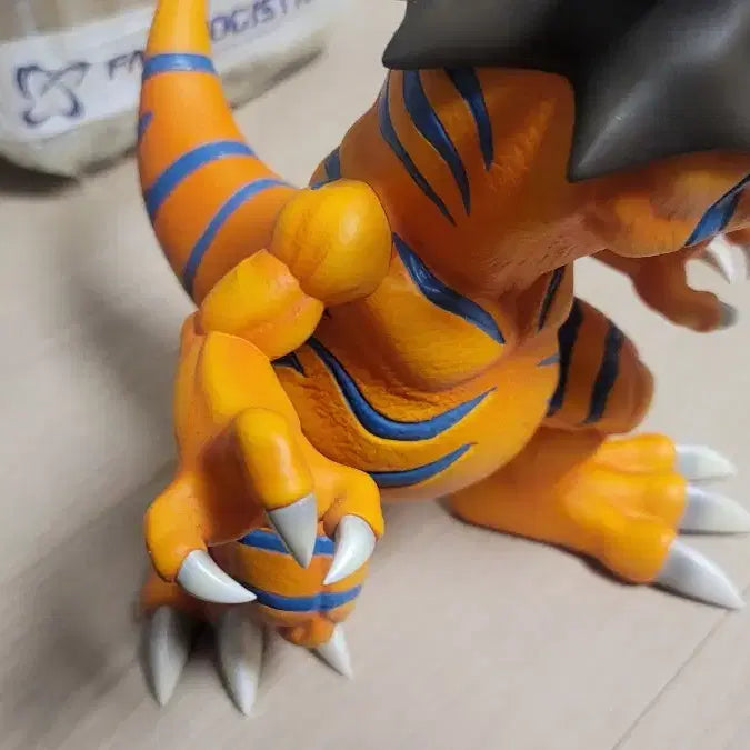 [BUNJANG] Digimon Greymon Agumon Tai Kamiya Resin Statue by Miman / 디지몬 레진 miman 그레이몬 아구몬