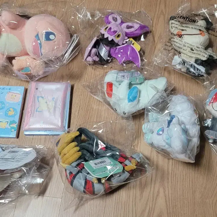 [BUNJANG] Pokemon Center Little Dream Charmander Mascot Doll Keychain / 포켓몬스터 포켓몬센터 리틀데이드림 파이리 마스코트 인형 키링