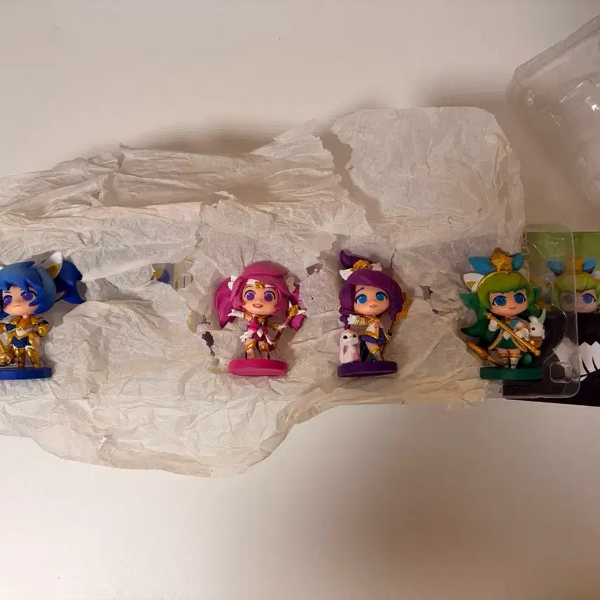 [BUNJANG] League of Legends 1st Gen Star Guardian 5 Figures Set (Excluding Jinx) / 리그오브레전드 1세대 별수호자 5종 피규어 정품 (징크스 제외)