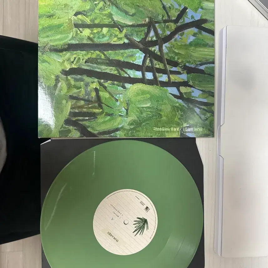 [BUNJANG] Jannabi Sogokjip Vol. 2 LP Olive Green / 잔나비 소곡집2 LP 올리브 그린