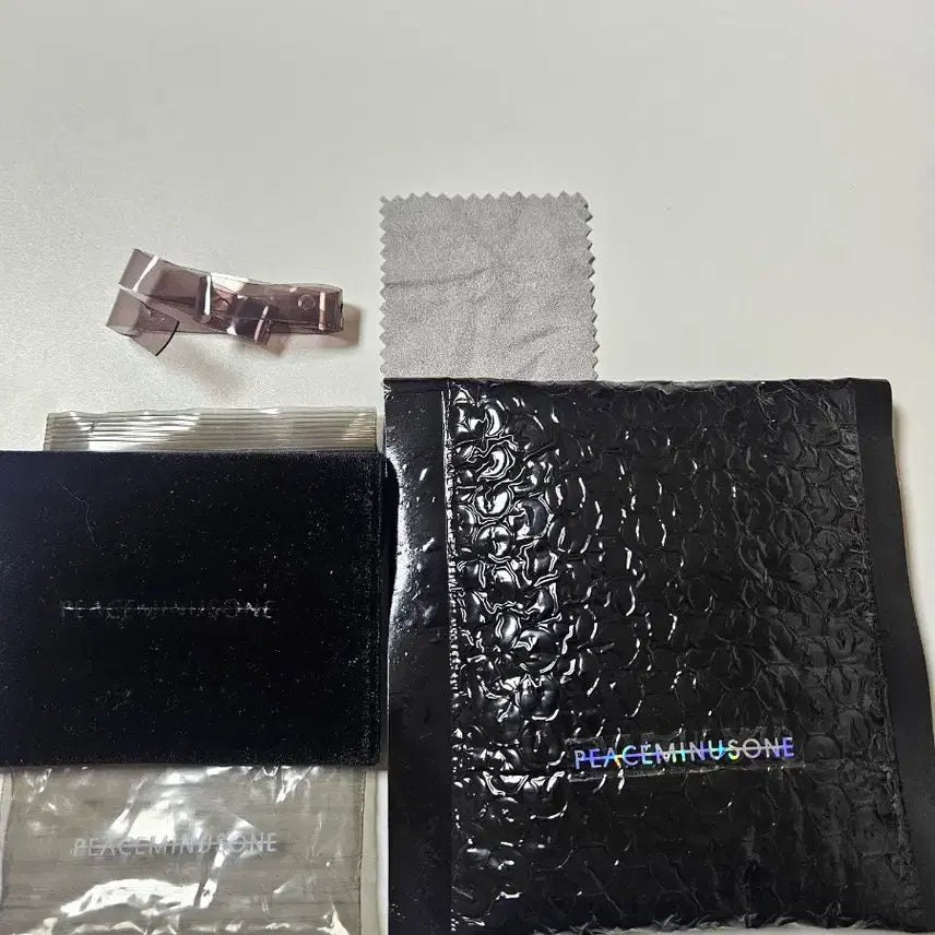 [BUNJANG] PEACEMINUSONE Daisy Bracelet M / 피스마이너스원 데이지 브레이슬릿 팔찌 M