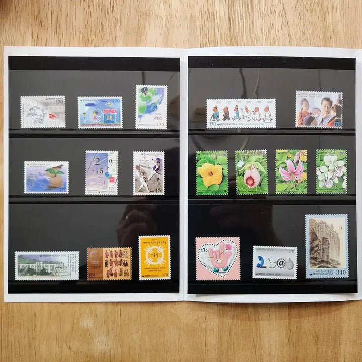 [BUNJANG] 2000 Korean Stamp Album Set 1 &amp; 2 / 2000 한국의 우표첩 1,2