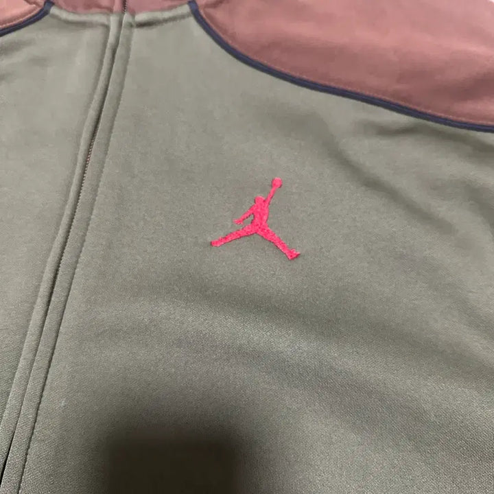 [BUNJANG] Supreme x Jordan Tricot Track Jacket Olive / 슈프림 x 조던 트랙 자켓