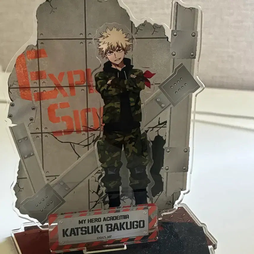 [BUNJANG] Katsuki Bakugo Military Uniform Acrylic Stand / 군복 바쿠고 아크릴 1.5