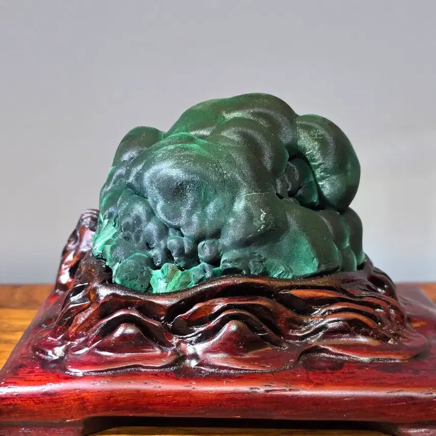 [BUNJANG] Malachite Raw Stone Mineral Suiseki / 26053102 깊은 초록색이 예쁜 말라카이트 원석 광물 수석 팝니다