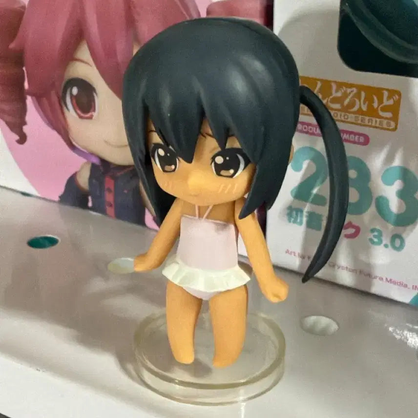 [BUNJANG] K-On! Azusa Nakano "Azu-nyan" Swimsuit Tanning Nendoroid Figure / 케이온 아즈사 아즈냥 수영복 태닝 푸치 넨도 피규어