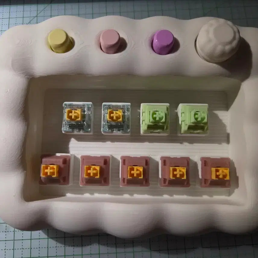 [BUNJANG] Pocketthings 9-Key Piano Clicker White Pink / 포켓띵즈 9구 피아노 클릭커, 클리커 화이트핑크
