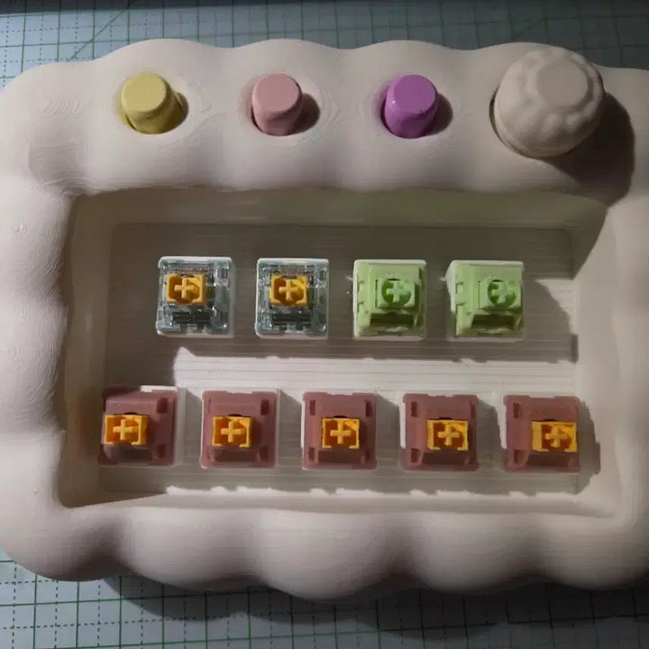 [BUNJANG] Pocketthings 9-Key Piano Clicker White Pink / 포켓띵즈 9구 피아노 클릭커, 클리커 화이트핑크