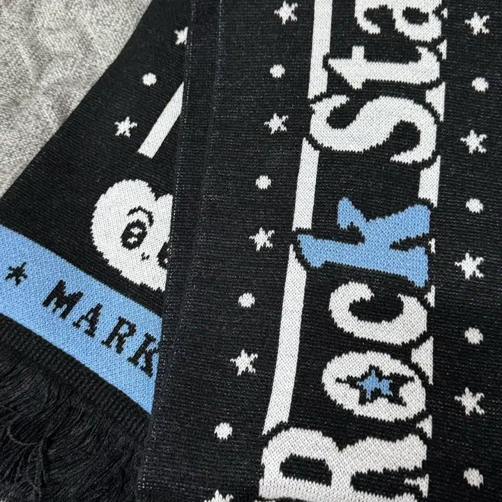 [BUNJANG] NCT Mark Tulip &amp; Manyangi Scarf Photocard / 엔시티 마크 흐리님 튤립군과 마냥이 머플러 목도리 mark 굿즈 포카