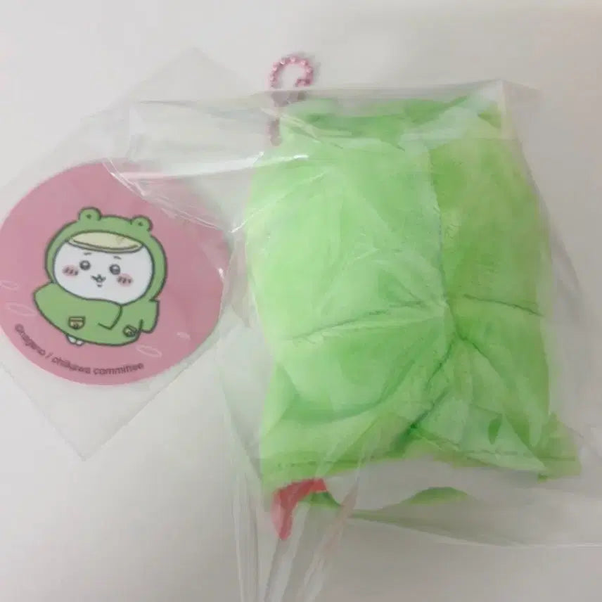 [BUNJANG] Chiikawa Raincoat Mascot Plush / 치이카와 우비 마스코트 인형