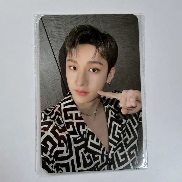 [BUNJANG] Stray Kids Bang Chan Exhibition Random Photocard (Sealed) / 스트레이키즈 방찬 전시회 랜덤포카 미개봉