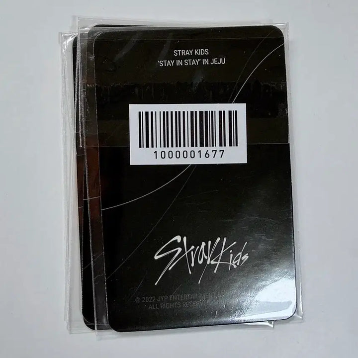 [BUNJANG] Stray Kids Changbin Exhibition Photocard Sealed / 스트레이키즈 창빈 전시회 랜덤포카 미개봉