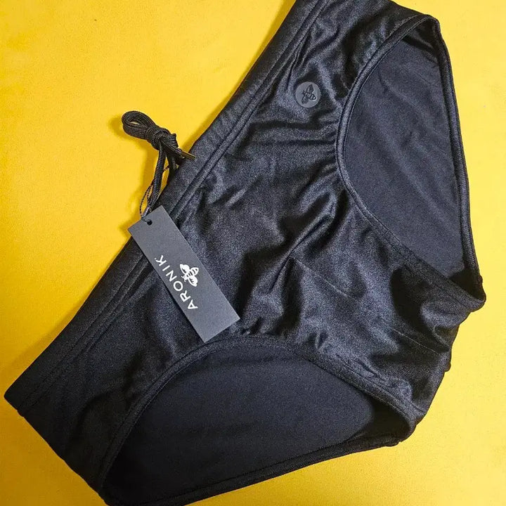 [BUNJANG] ARONIK Black Triangle Brief Swimwear / ARONIK 삼각 브리프 수영복 검정