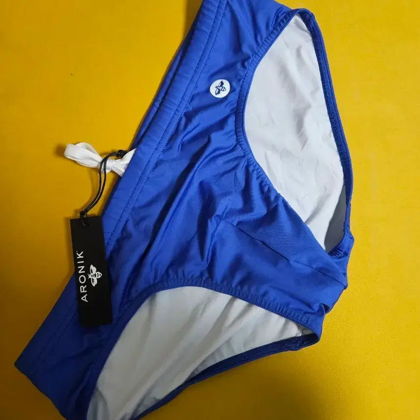 [BUNJANG] ARONIK Blue Triangle Brief Swimsuit / ARONIK 삼각 브리프 수영복 파랑