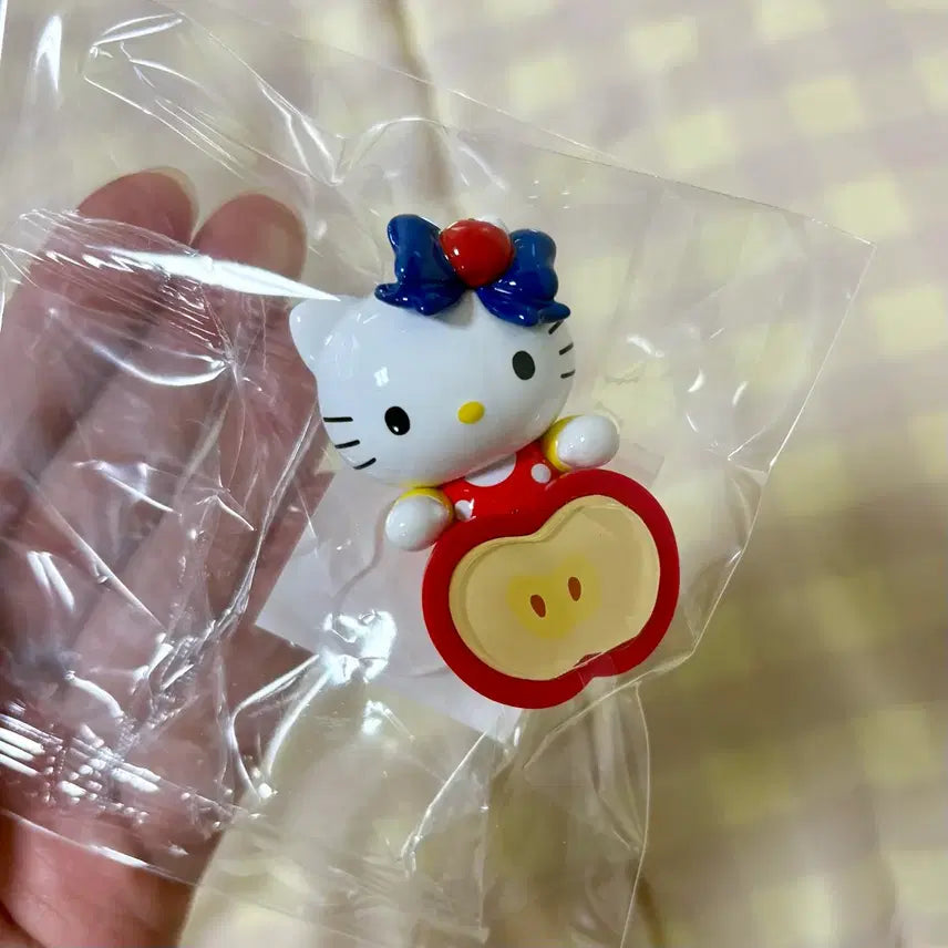 [BUNJANG] Sanrio Hello Kitty Apple Ribbon Hyper / 헬로키티 키티 사과 히퍼 리본사과