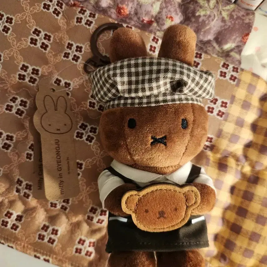 [BUNJANG] Gyeongju Chalbori Miffy Keyring / 경주 찰보리 미피 키링