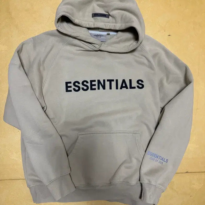 [BUNJANG] Fear of God Essentials 3D Silicone Applique Pullover Hoodie Beige M / 에센셜 3D 실리콘 아플리케 풀오버 후드 티셔츠 M