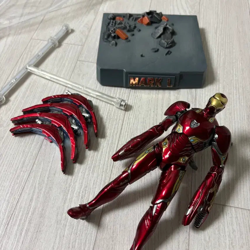 [BUNJANG] ZD Toys Iron Man Mark L Action Figure / ZD TOYS 아이언맨 마크L 액션피규어 (개봉후전시만)