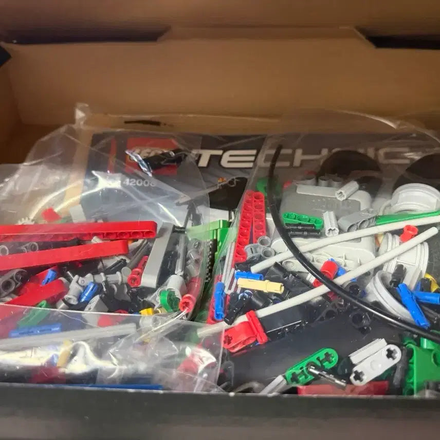 [BUNJANG] LEGO Technic 42008 Service Truck (Used) / 레고 42008 서비스트럭 (중고)