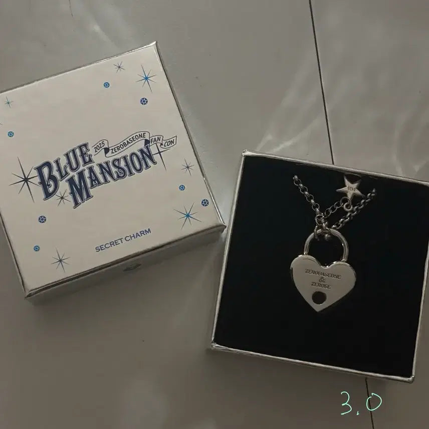 [BUNJANG] ZEROBASEONE Blue Mansion Fancon Secret Charm Han Yu Jin / 제로베이스원 블루맨션 팬콘 시크릿참 한유진