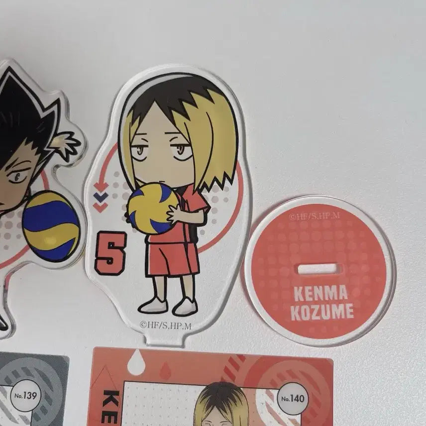 [BUNJANG] Haikyuu!! Kuroo Kenma Acrylic Stand &amp; Rainy Day Card Set Figurepress / 일괄) 하이큐 쿠로오 켄마 아크릴 스탠드 장마 카드 세트 피규어프레소