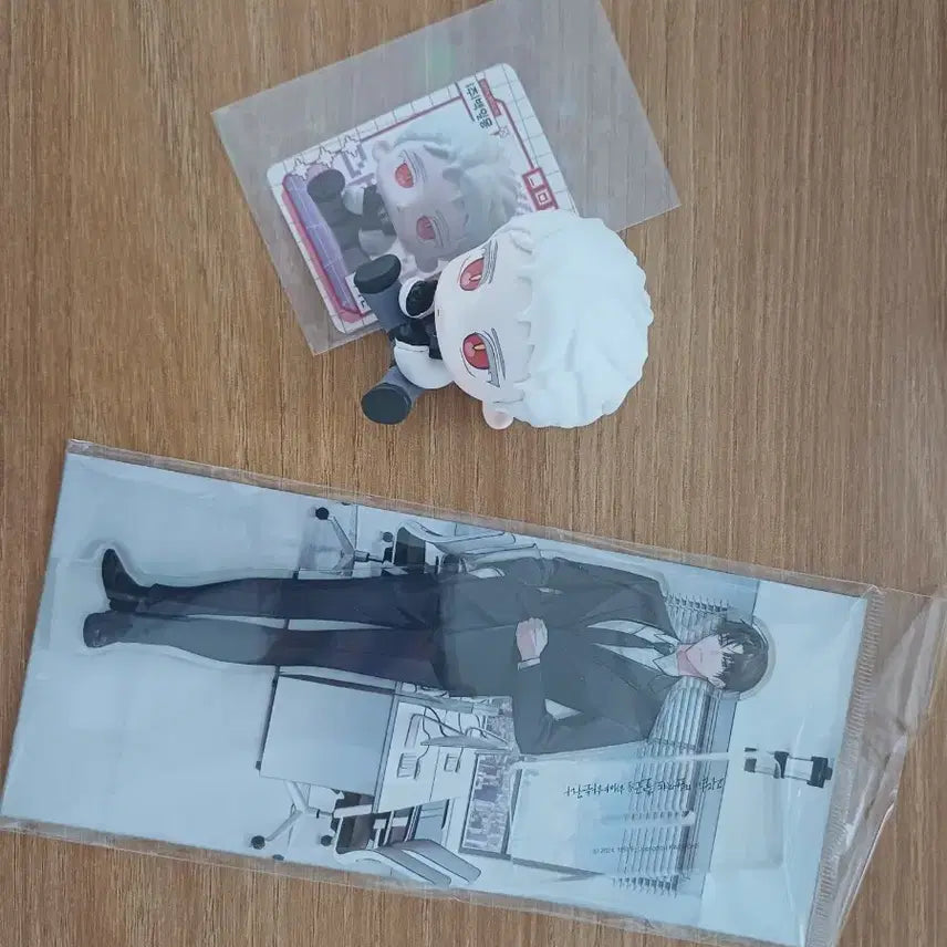 [BUNJANG] Lee Ja-heon Figure, Kim Sol-eum Acrylic Stand / 원가양도) 이자헌 피규어, 김솔음 아크릴 스탠드 판매 괴담출근