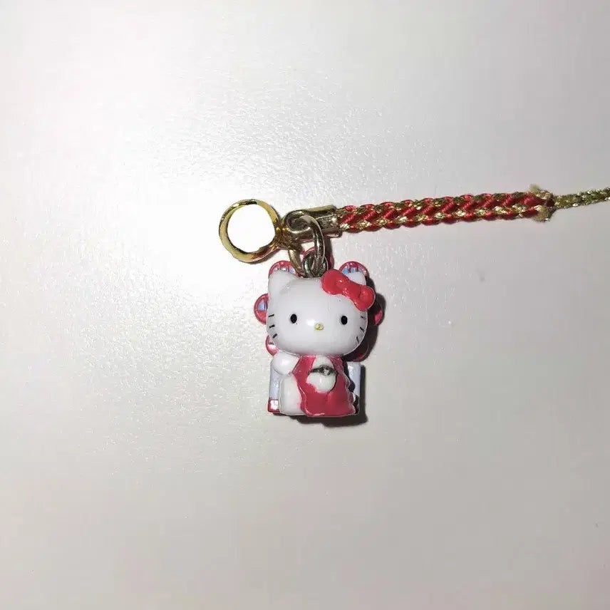 [BUNJANG] Vintage Classic Kitty Strap / 고전키티스트랩