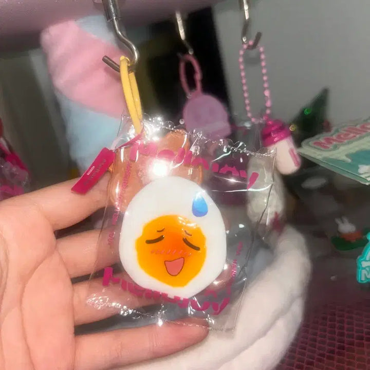 [BUNJANG] Melojoy Chibi Egg Limited Edition Bag Charm / 멜로조이 치비코 한정판 계란