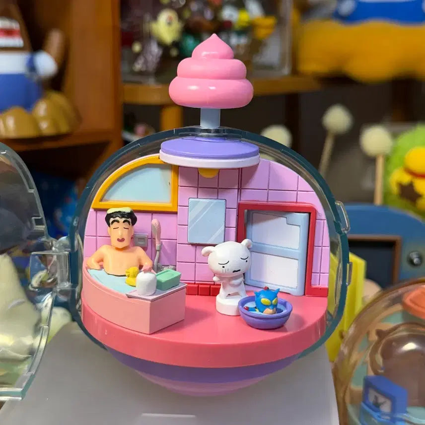 [BUNJANG] Crayon Shin-chan Crayon House Magnetic Rotating Figure / 짱구는못말려 짱구집 마그네틱 회전 피규어