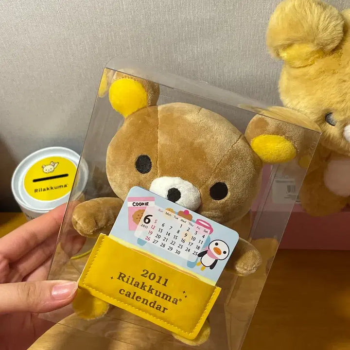 [BUNJANG] Rilakkuma 2011 Calendar Doll / 리락쿠마 고전 새상품 2011 캘린더 인형