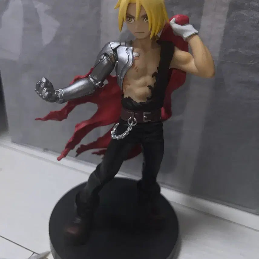 [BUNJANG] Fullmetal Alchemist Edward Elric Special Figure (FMA) / 택포 6만원)후류 강철의 연금술사 스페셜 피규어 에드워드 엘릭