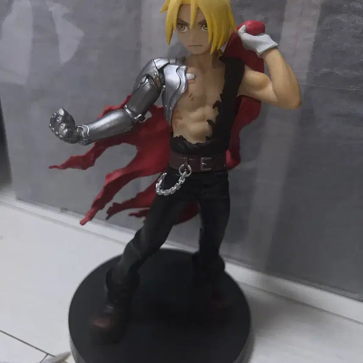 [BUNJANG] Fullmetal Alchemist Edward Elric Special Figure (FMA) / 택포 6만원)후류 강철의 연금술사 스페셜 피규어 에드워드 엘릭
