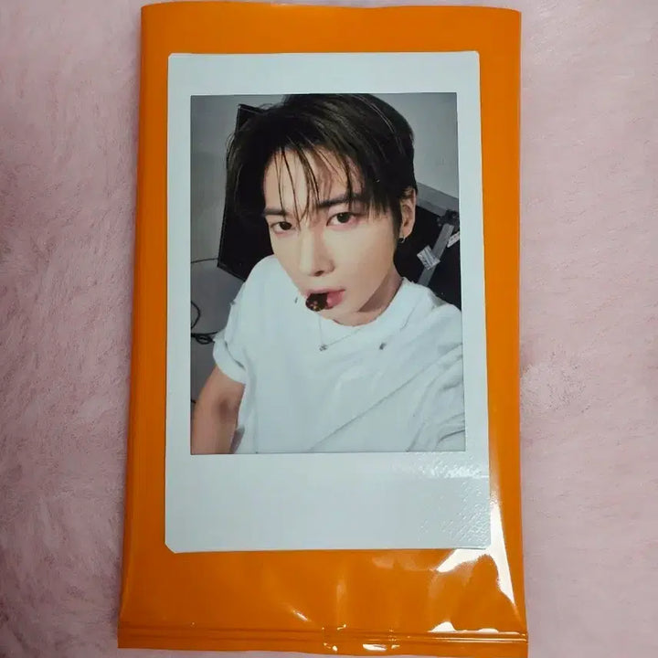 [BUNJANG] TXT Japan MOA x STUDiO Instant Photocard Hyuning Kai / 투바투 일본 모아콘 moa con 재팬 인스턴트 포카 피크 폴라 태현