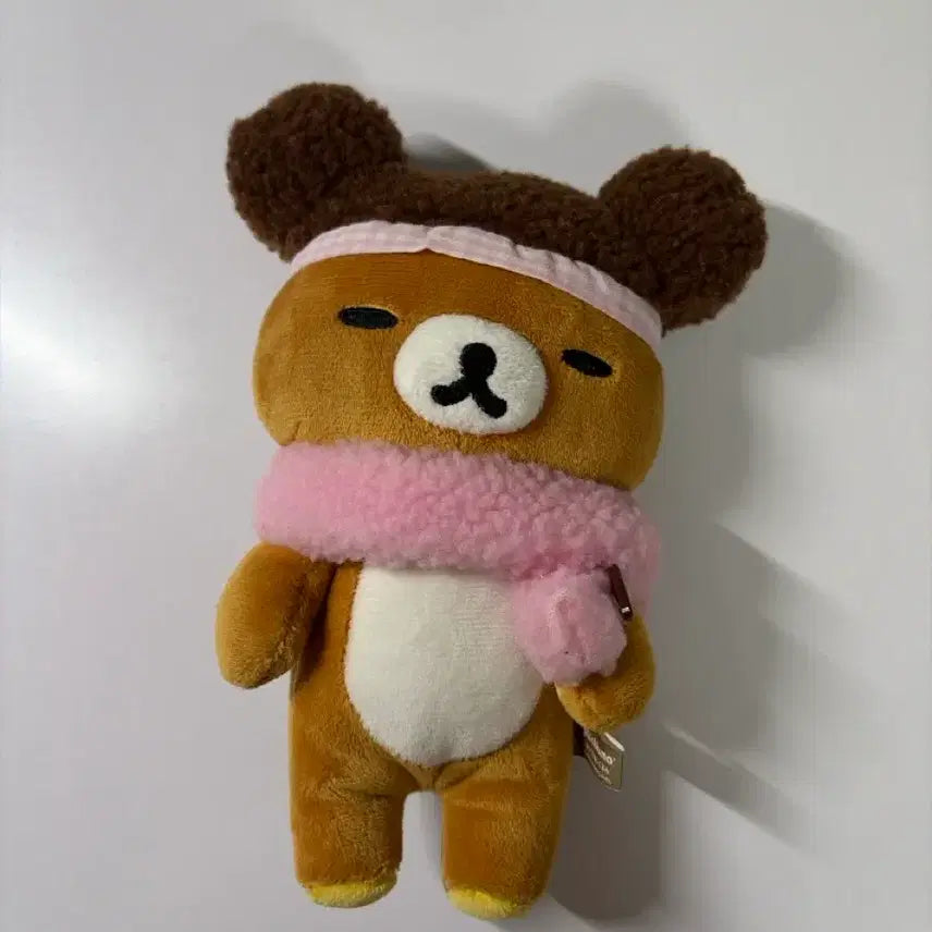 [BUNJANG] Rilakkuma Sleeping Strawberry Scarf Winter Plush Doll / 잠자는 리락쿠마 고전 인형 딸기 목도리 겨울