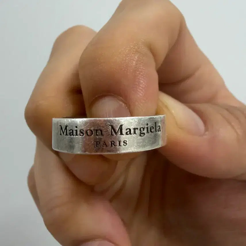 [BUNJANG] Maison Margiela Logo Ring Sterling Silver Size 8 / 정품 메종마르지엘라 로고 925반지 8호