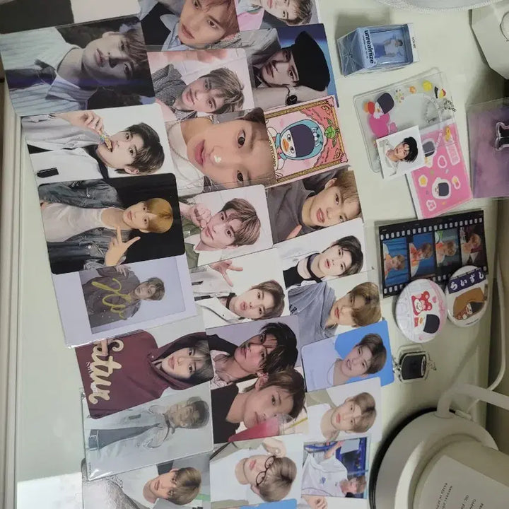 [BUNJANG] IVE SOHEE Lucky Draw Acrylic Rising Concert Sealed Bundle Set / 소희 희귀포카/아크릴 라이징콘 미개봉 일괄