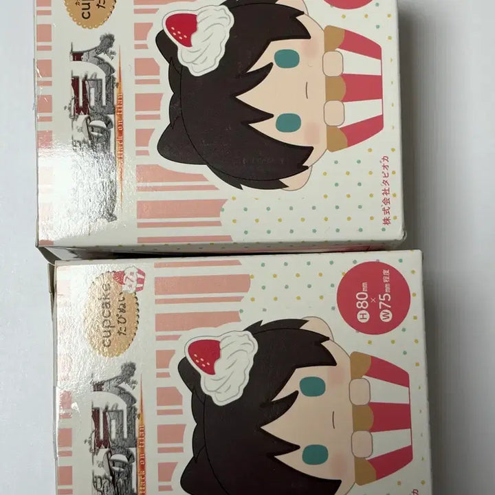 [BUNJANG] Attack on Titan Cup Nui Rivaille &amp; Erwin Bundle Set / 진격의거인 컵케이크 컵누이 타피누이 리바이, 엘빈 일괄