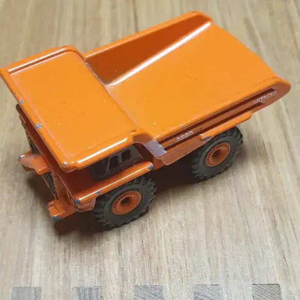 [BUNJANG] Tomica 102 Hitachi Rigid Dump Truck / 토미카102 히타치 리지드 덤프트럭