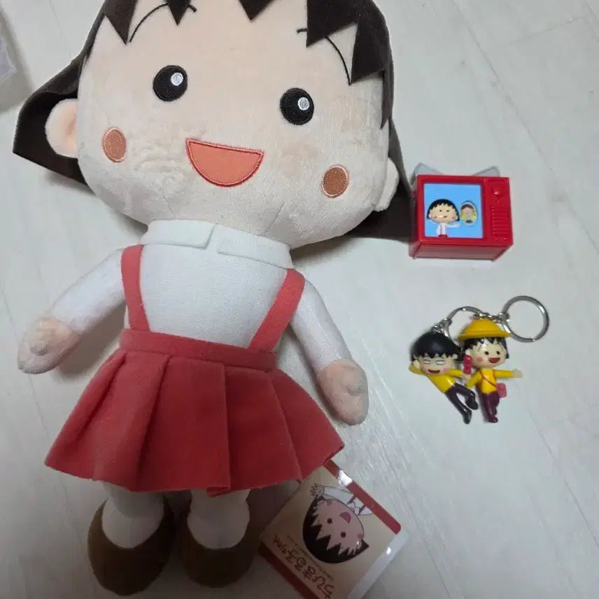 [BUNJANG] Chibi Maruko-chan Happy Meal Doll Keychain TV Set / 마루코는아홉살 해피밀 인형 키링  tv 세트