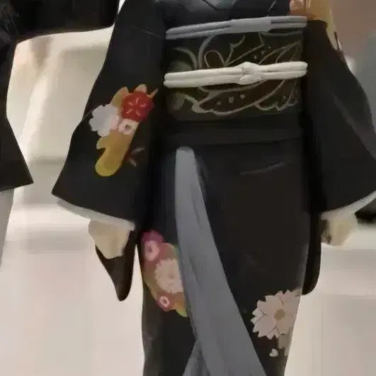 [BUNJANG] Demon Slayer Tamayo Figure / 귀멸의 칼날 피규어 유대의장 여자무잔