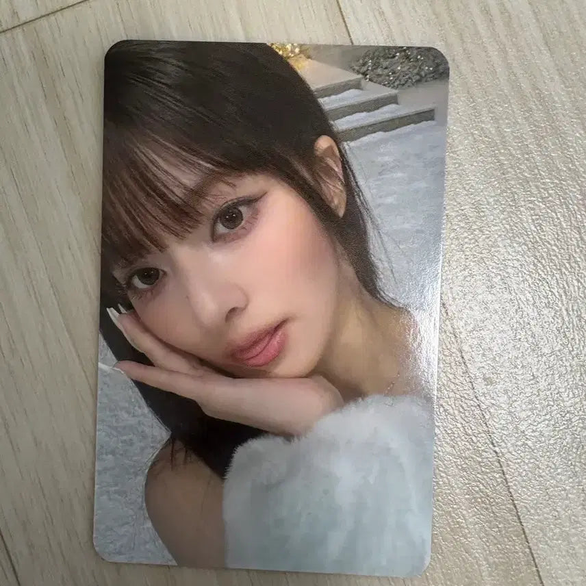 [BUNJANG] fromis_9 Lee Nagyung White Greum Photocard / 프로미스나인 하얀그리움 이나경 포카 팔아요
