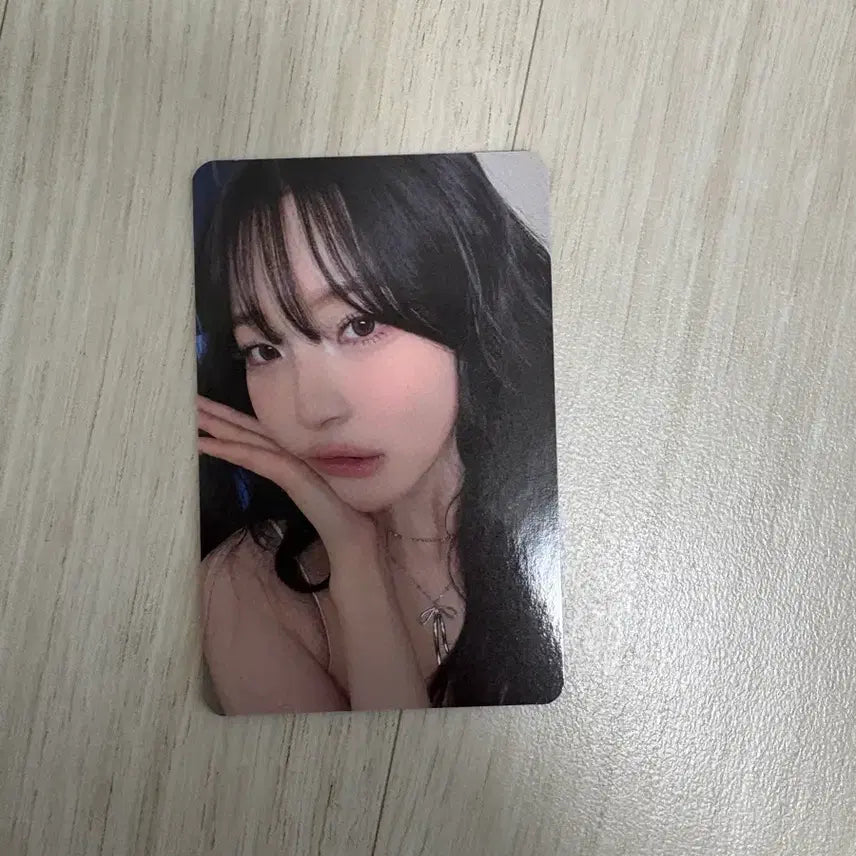 [BUNJANG] fromis_9 Baek Ji-heon White Greem Photocard / 프로미스나인 하얀그리움 백지헌 포카 팔아요