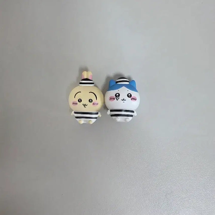 [BUNJANG] Unsealed "Monchichi" Prisoner Outfit Figure / (개봉) 먼작귀 죄수복 피규어