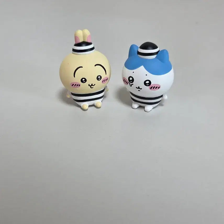[BUNJANG] Unsealed "Monchichi" Prisoner Outfit Figure / (개봉) 먼작귀 죄수복 피규어