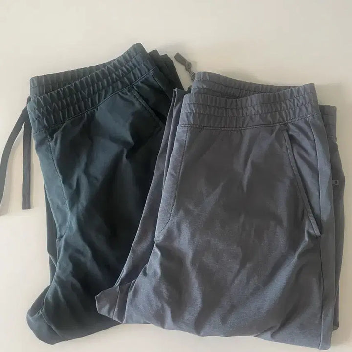 [BUNJANG] Uniqlo AIRism Jogger Pants (2 Pairs) / 유니클로 에어리즘 조거팬츠 2벌