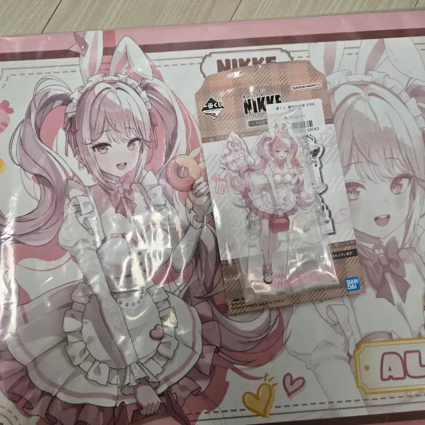 [BUNJANG] Niki Chapter 7 Elise Acrylic &amp; Mat Set (Sealed) / (미개봉 새상품) 니케 챕터7 엘리스 아크릴, 매트 세트