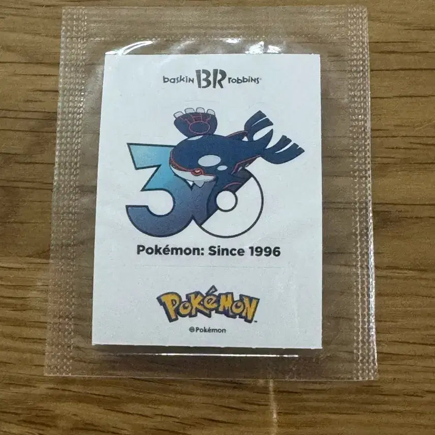[BUNJANG] Baskin Robbins Pokemon 30th Anniversary Stickers: Kyogre / 베스킨라빈스 포켓몬 30주년 띠부씰 스티커 가이오가