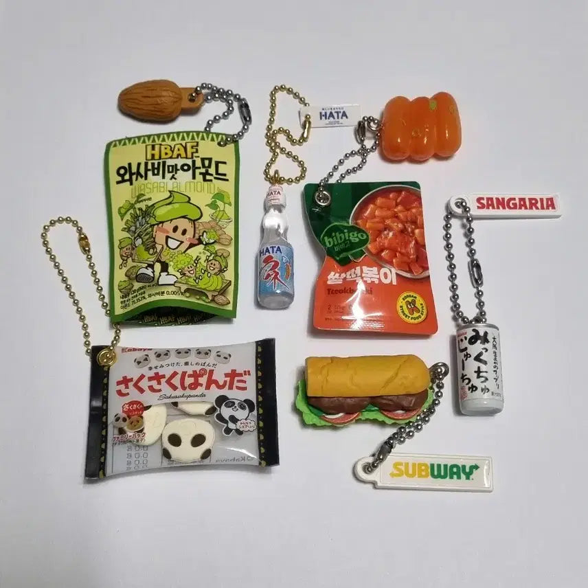 [BUNJANG] Bandai Food Gacha Bundle Set (Sakupan Panda, Subway, Ramune, Almond, Tteokbokki, Sangaria) / 6종일괄) 사쿠판다, 서브웨이, 라무네, 아몬드, 떡볶이, 산가리아 가챠
