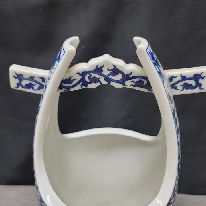 [BUNJANG] Chinese White Porcelain Blue and White Floral Basket Vase / 중국 백자 청화 화문 바구니호 도자기