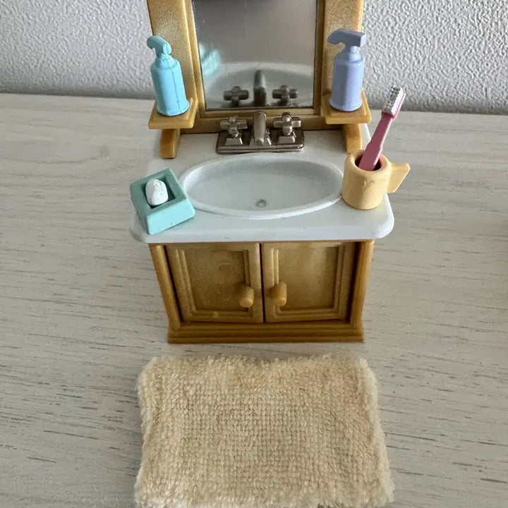 [BUNJANG] Sylvanian Families Bathroom Set (Toilet, Sink, Bathtub, etc.) / 1704)올드)단종)실바니안 욕실세트(변기 세면대 욕조 등)